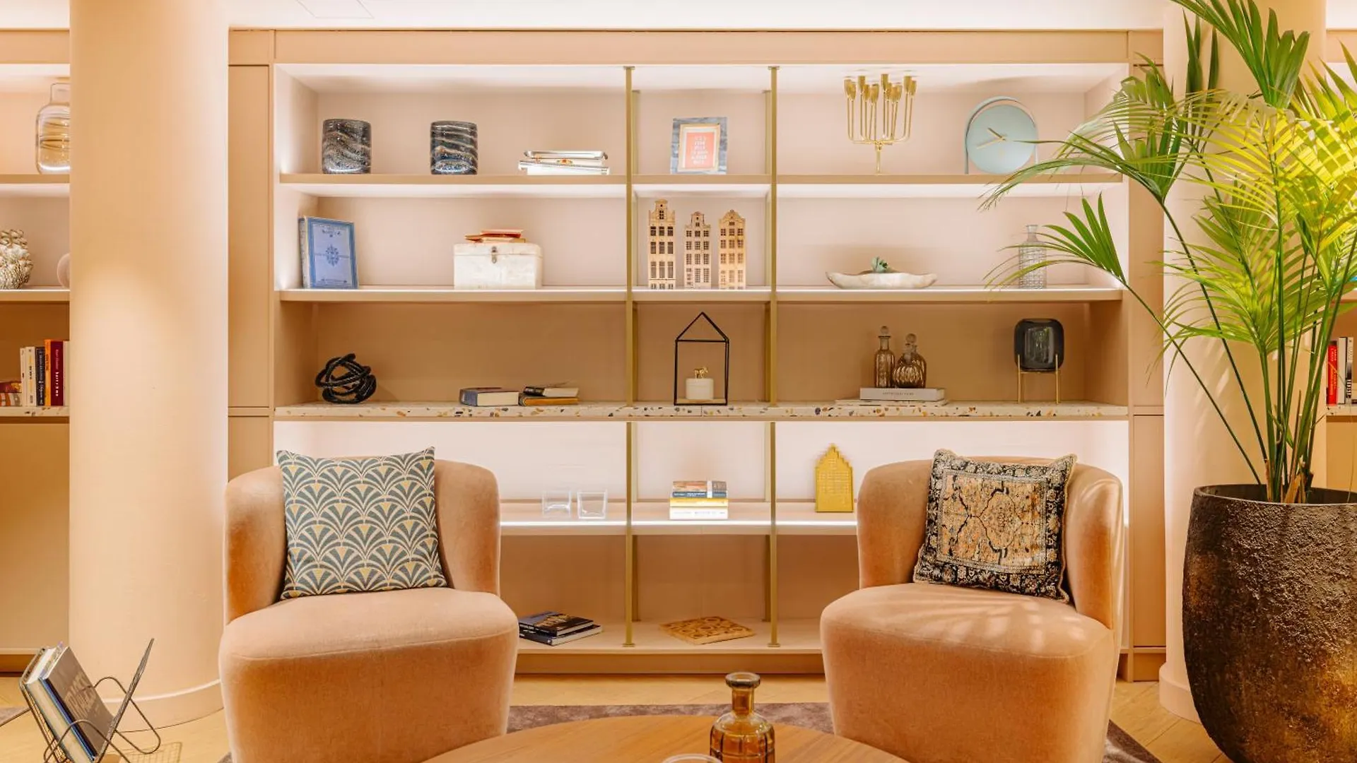 Eden Hotel Amsterdam 4*,